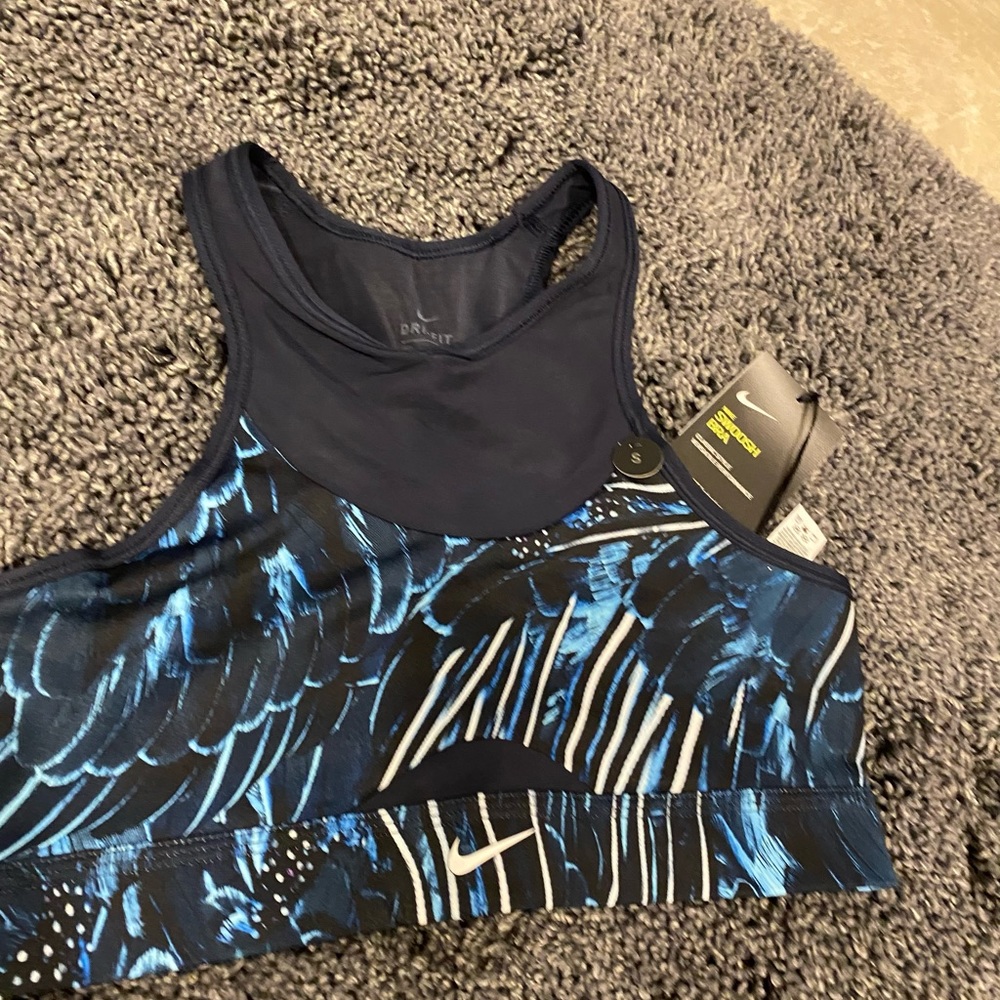 Nike sports bra